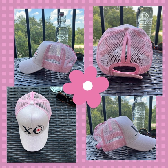 NWOT-GLITTER PONYTAIL TRUCKER HAT LIGHT PINK - Picture 9 of 14
